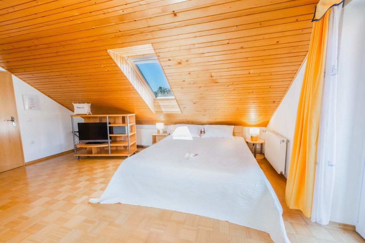 Dreamland Bled Apartments Екстер'єр фото