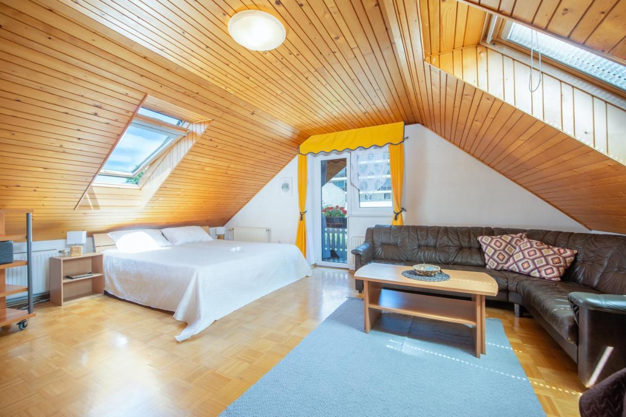 Dreamland Bled Apartments Екстер'єр фото